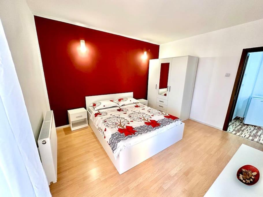 קריובה Apartament Novara 21 מראה חיצוני תמונה
